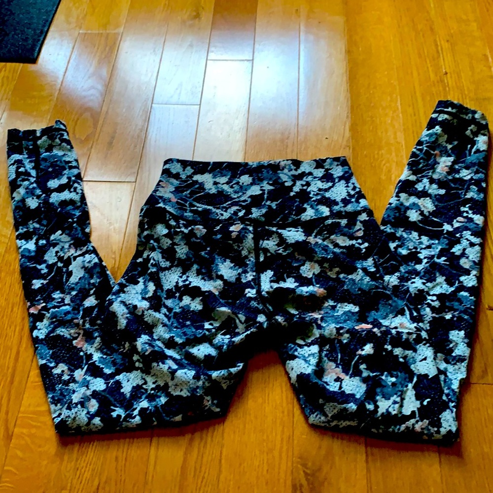 Black, floral Lululemon align leggings, 7/8th length